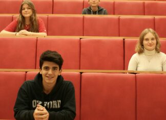 Highbridge King Alfred School welcomes new foreign students