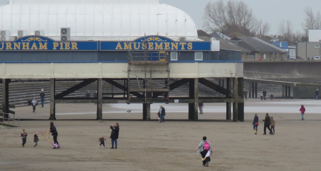 Busy Burnham-On-Sea beach