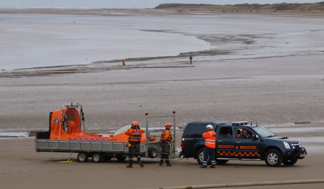 Burnham-On-Sea beach rescue by Burnham Coastguards