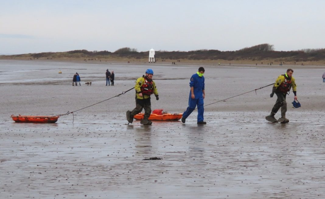 Burnham-On-Sea beach rescue by Burnham Coastguards