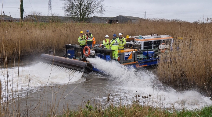 Dredging in Somerset's River Parrett