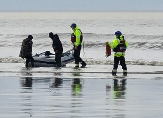 Brean dinghy sailors rescued