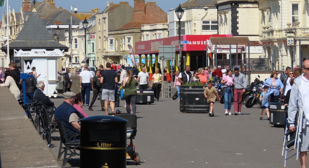 Busy Burnham-On-sea seafront