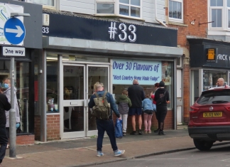 33 gift shop in Burnham-On-Sea