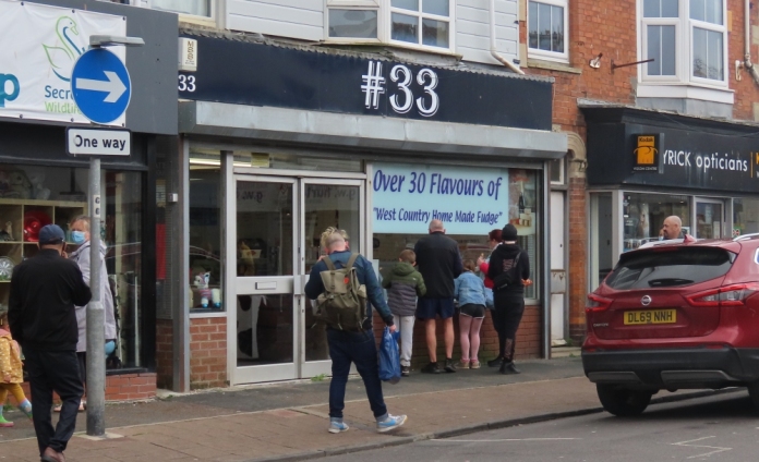33 gift shop in Burnham-On-Sea