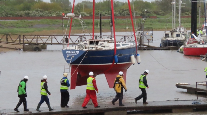 Burnham-On-Sea Sailing Club crane-in