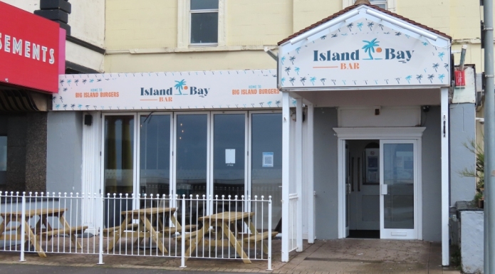 Island Bay bar Burnham-On-Sea