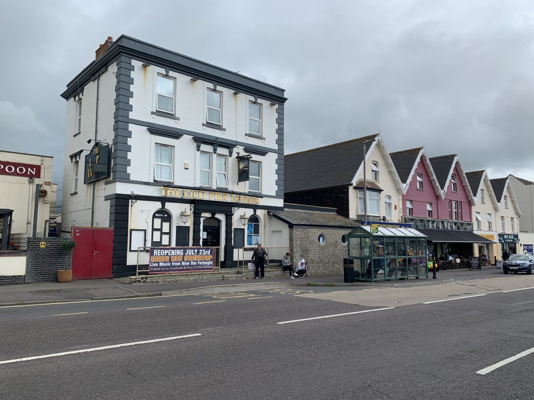 Burnham-On-Sea pub The Old Pier Tavern