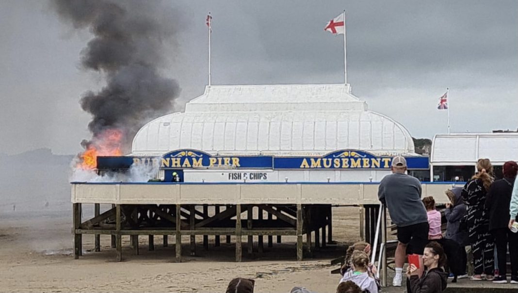 Burnham-On-Sea Pier fire