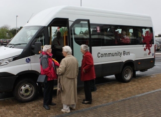Burnham-On-Sea to Cheddar minibus