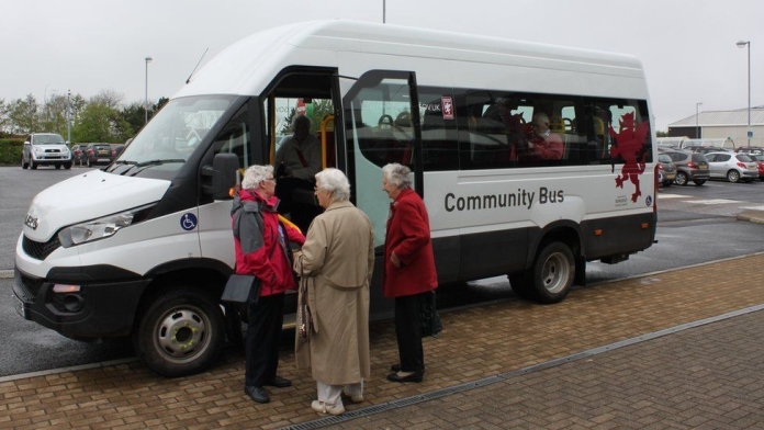 Burnham-On-Sea to Cheddar minibus