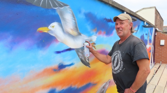 Burnham-On-Sea street artist Damian Nicholson