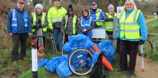 Friends of Berrow Beach beach clean