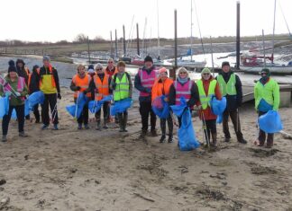 Friends of Burnham Beach at beach clean