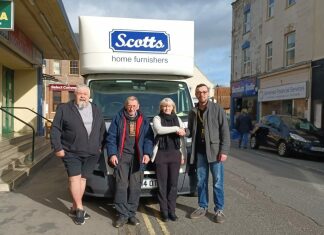 Lorry full of donations leaves Burnham-On-Sea on its journey to Ukraine refugees