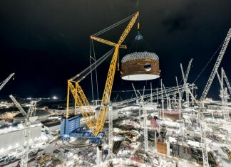 world's biggest crane at Hinkley Point C near Burnham-On-Sea