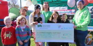 Burnham-On-Sea’s Hillview Carnival Club has this week presented a bumper cheque to a local children's hospice following its Christmas fundraising.
