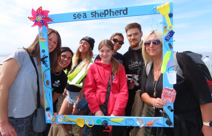 Forest Green Rovers celebrates promotion at Burnham-On-Sea beach clean