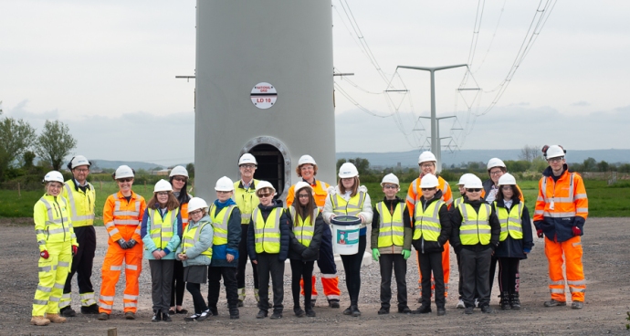 Time capsule placed inside Hinkley Point T-pylon near Burnham by pupils