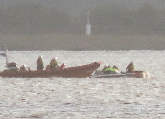 Speedboat rescued by Burnham-On-Sea RNLI lifeboats