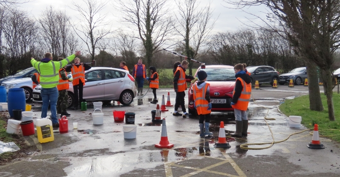 Burnham-On-Sea Scouts fundraising car wash