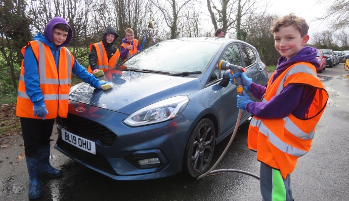 Burnham-On-Sea Scouts fundraising car wash