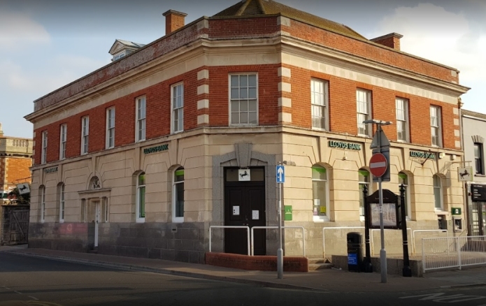 Lloyds Bank Burnham-on-Sea