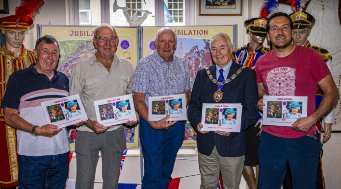 L to R - Martyn Edwards, (BPS), Brian Sweeting (BPS), Chris Hocking, Mike Crocker (President of Bridgwater Guy Fawkes Carnival) & Andy Bennett