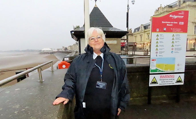 Burnham-On-Sea Coastwatch Lizzie Groves