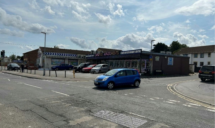 Carefree Amusements in Brean, South Road opposite Brean Pontins holiday park