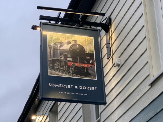 Somerset and Dorset pub in Burnham-On-Sea