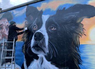 Huge new street mural unveiled in Burnham-On-Sea town centre