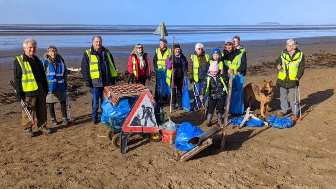 Berrow beach clean near Burnham-On-Sea