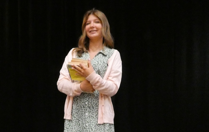 Burnham-On-Sea.com: Burnham’s BEES drama group brings classic ‘Matilda The Musical Jr’ to town theatre