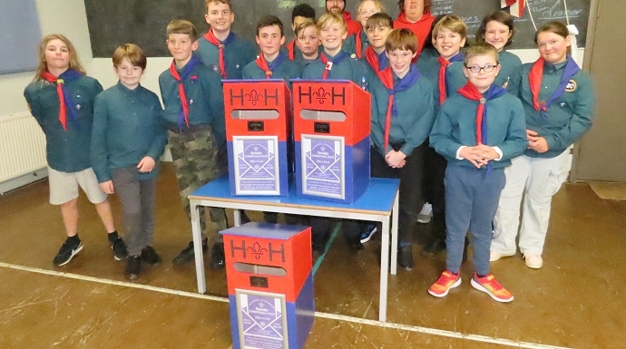 Burnham-On-Sea.com: Christmas Scout Post run by Huntspill and Highbridge Scouts
