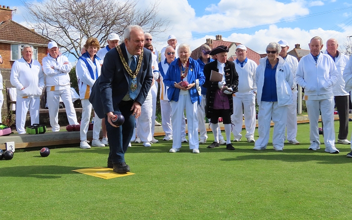bowling club 3